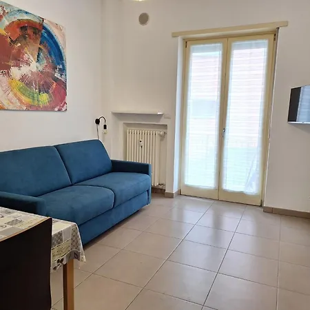 Melibi - Re Lear Pensión 4*